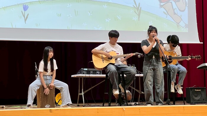 吉他社表演