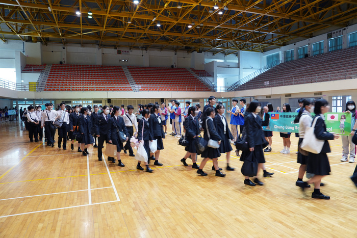 星野高校進場(另開新視窗/jpg檔)圖片