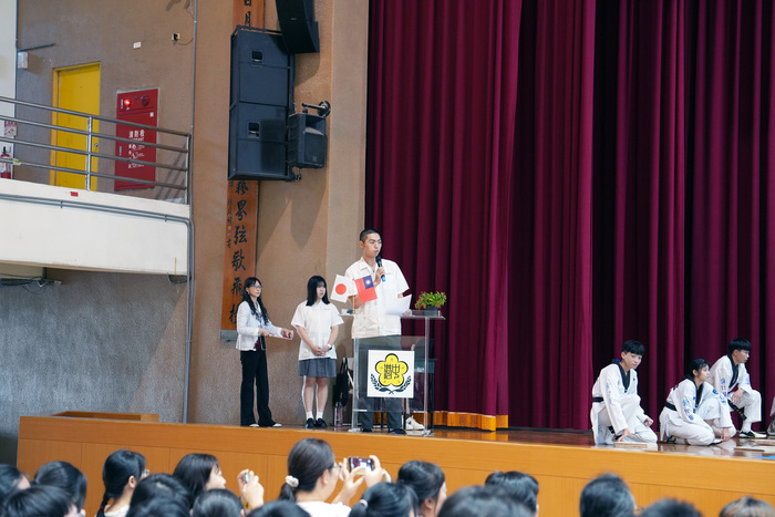 中港跆拳隊表演介紹(另開新視窗/jpg檔)圖片