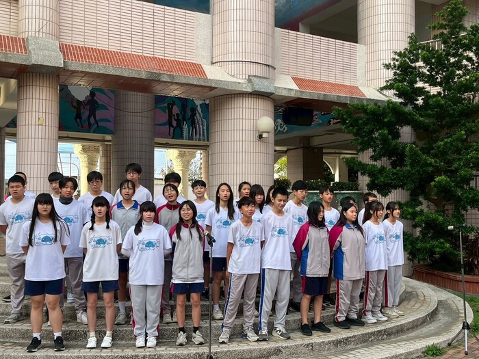 2025國二英語歌唱比賽-冠軍209獻唱(另開新視窗/jpg檔)圖片