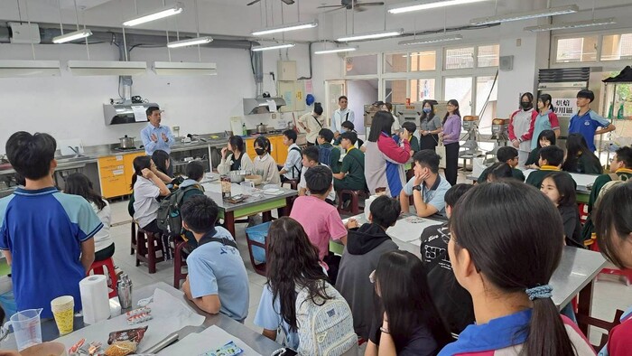 校長致詞(另開新視窗/jpg檔)圖片