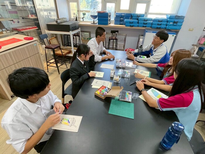 島嶼色貼拼出台灣印象-506(另開新視窗/jpg檔)圖片