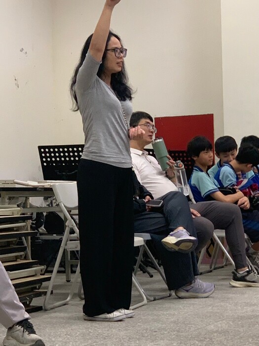 比賽相片:指導老師全場後台指導