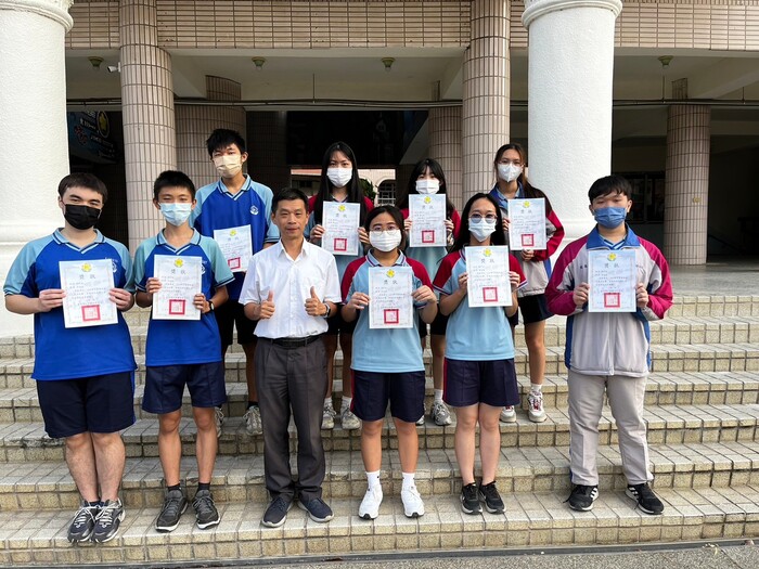 公告：112學年度校內高中部夢想力英文單字比賽得獎名單，恭喜以下同學，並感謝指導老師的辛勞。(更新頒獎相片)(另開新視窗/jpg檔)圖片