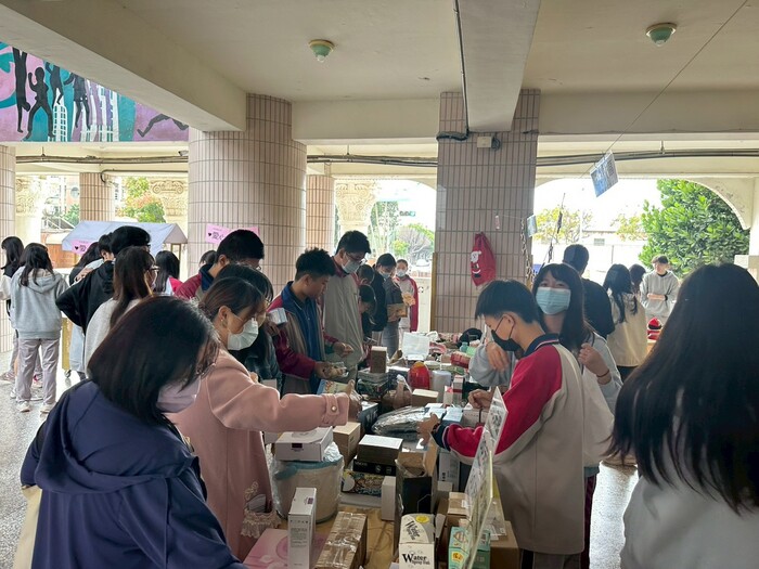 感謝全校師生一起做好事(另開新視窗/jpg檔)圖片